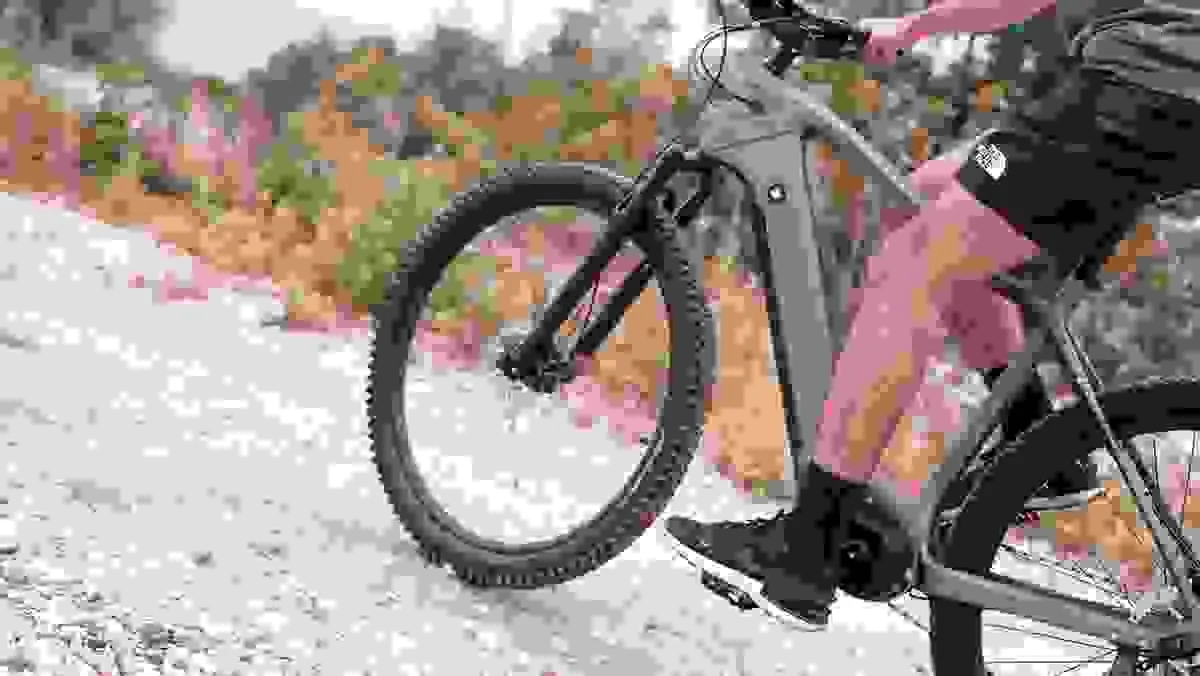 150 km range — 10 Speed DEORE